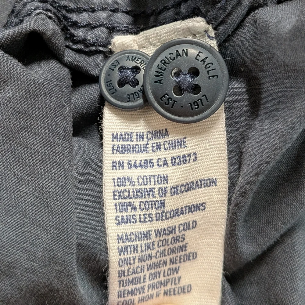 American Eagle Men's Vintage Fit Button Up - Picture 12 of 12